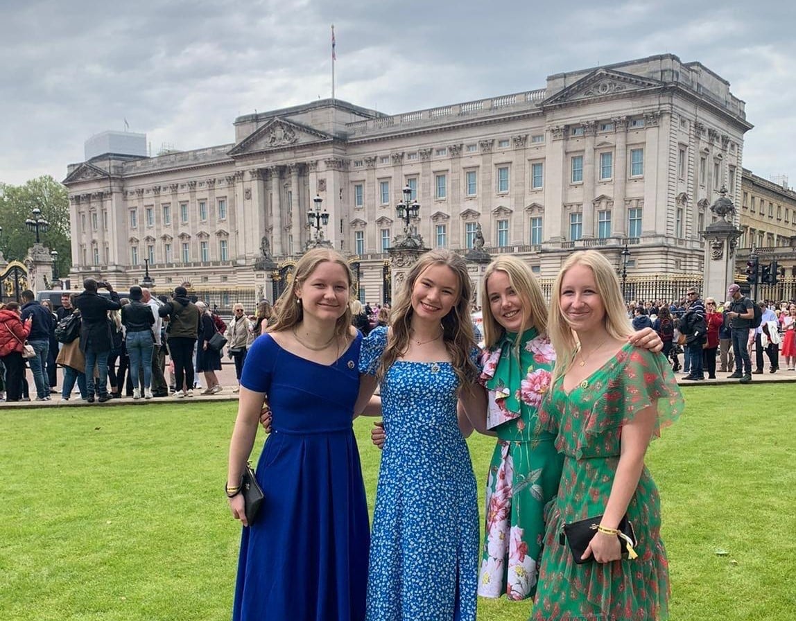 Gold DofE Awards - Walthamstow Hall Independent Girls' School Sevenoaks